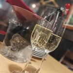 restaurant cover