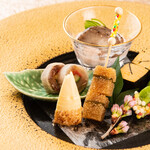 restaurant cover