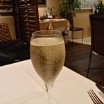 restaurant cover