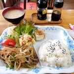 restaurant cover