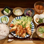 restaurant cover