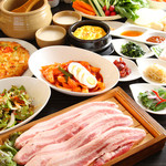 restaurant cover