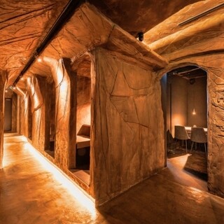 restaurant cover