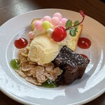 restaurant cover