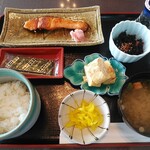 restaurant cover