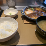 restaurant cover
