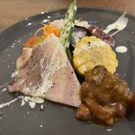 restaurant cover
