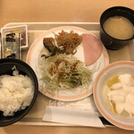 restaurant cover
