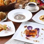 restaurant cover