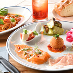 restaurant cover