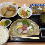 restaurant cover