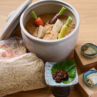 restaurant cover