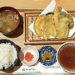 restaurant cover