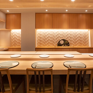 restaurant cover