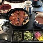 restaurant cover