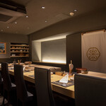 restaurant cover