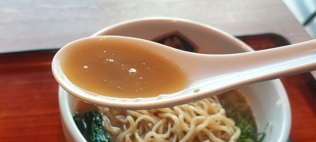 真鯛らーめん 麺魚 秋葉原UDX秋葉原拉麺劇場店的实拍高清图