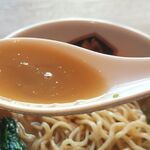真鯛らーめん 麺魚 秋葉原UDX秋葉原拉麺劇場店的实拍图