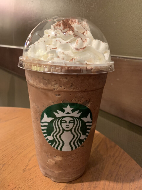スターバックスコーヒー シモキタエキウエ店的實拍高清圖