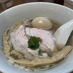 らぁ麺 はやし田 赤羽店的实拍图