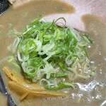 白湯麺専門店 丸福ラーメン 守口店的实拍图