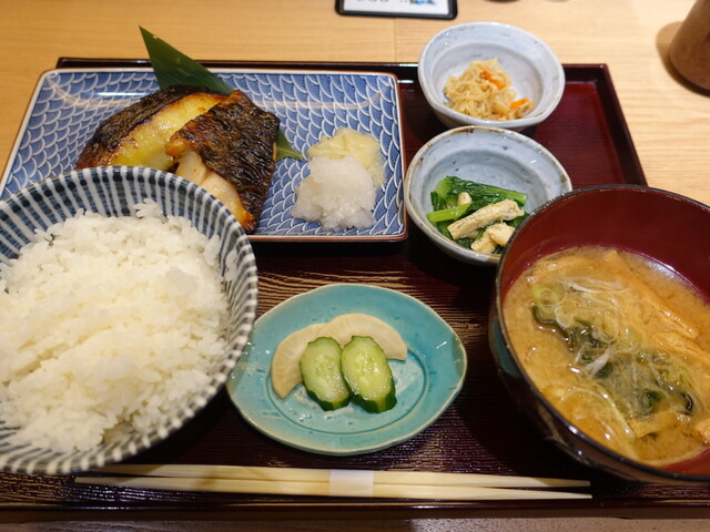 酒と肴 離れ庵 東京駅店的實拍高清圖