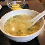 外灘紅緑灯 本館的实拍图
