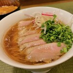 らーめん 鴨&葱的实拍图