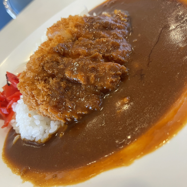 門真運転免許試験場食堂的實拍圖