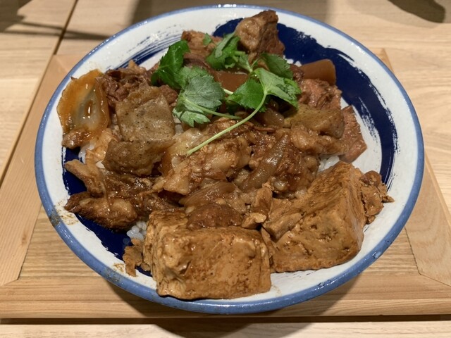 肉めし岡もと 足立入谷店的實拍高清圖