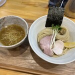 MENYA NAKAGAWA的實拍圖