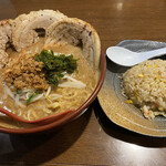 蔵出し味噌 麺場壱歩 武蔵村山店的實拍圖