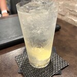 自家製レモンサワー・リキュール専門店Limon Salud的实拍图
