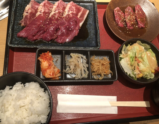 旅亭 まんぷく 六本木ヒルズ店的实拍高清图