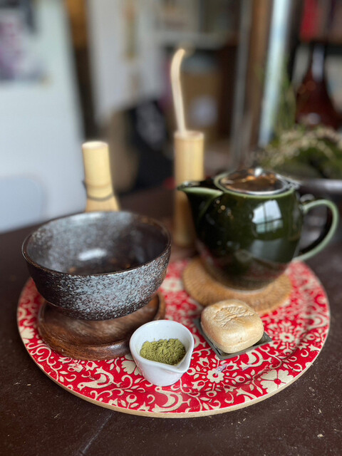 Under the mat的實拍高清圖
