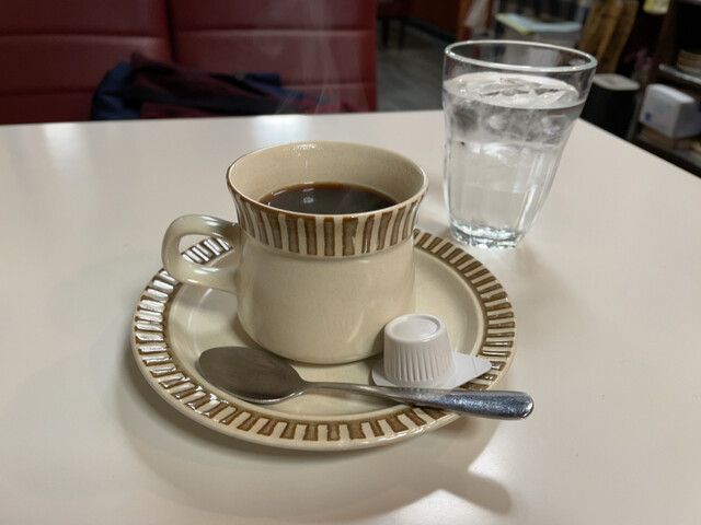 コーヒーハウス　市鉄沿線的实拍高清图