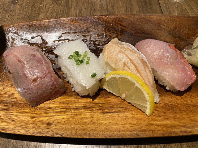 裏のさかな屋的實拍高清圖