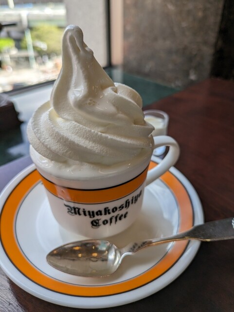 宮越屋珈琲 日本橋三越店的實拍高清圖