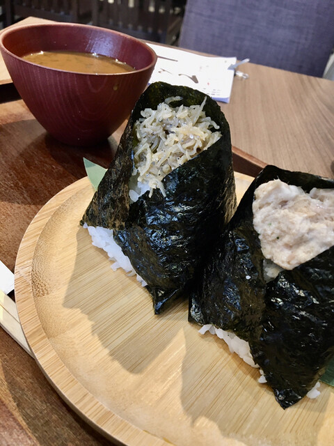 おにぎり屋 おなかすいた。的实拍高清图