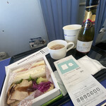 ANA ラウンジ 福岡空港 国内線的實拍圖