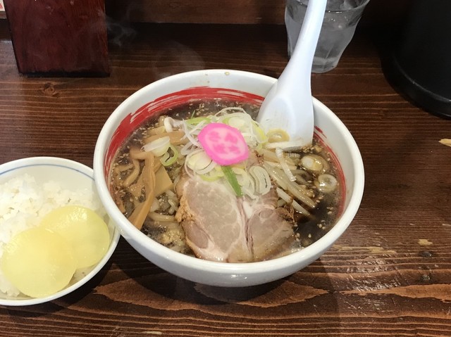 ラーメンさんぱち 平岡店的实拍高清图