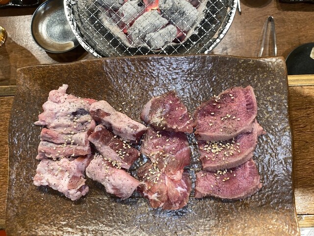 熟成豚ホルモン えいじ的實拍高清圖