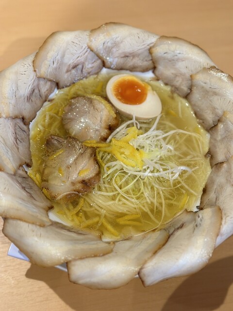 recommendations image for 泡系しおとんこつラーメン べらしお 総本店