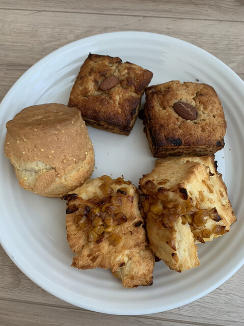 tom's SCONE Japanesque的實拍高清圖
