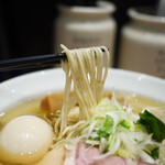 麺屋 彩音的實拍圖