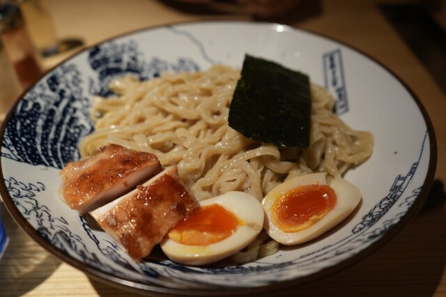 本田麺業 神田西口駅前店的實拍高清圖