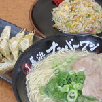 長浜ナンバーワン 博多デイトス店的實拍圖