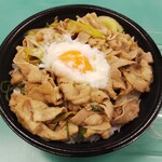 伝説のすた丼屋 蒲田店的实拍图
