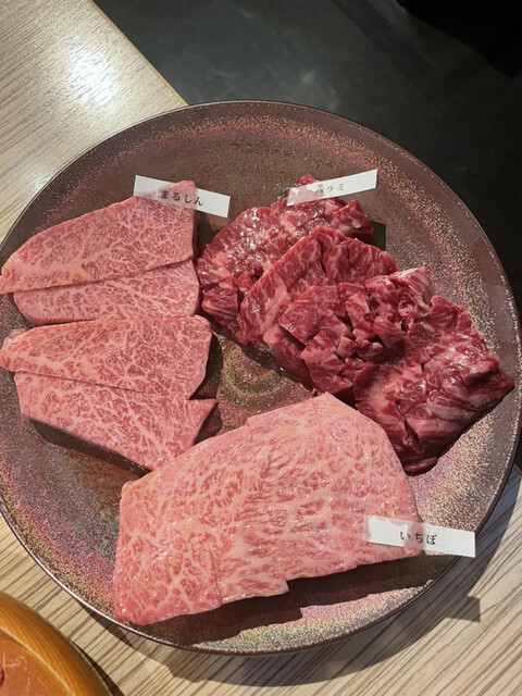 京やき肉よし田的实拍高清图