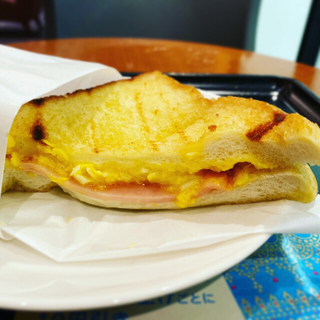 タリーズコーヒー 御堂筋本町ビル店的實拍高清圖